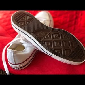 Converse brand new
